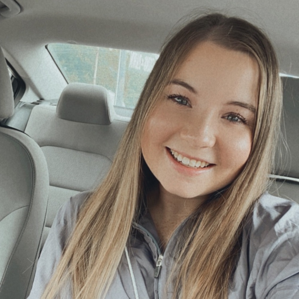 Meet your Posher, Catie